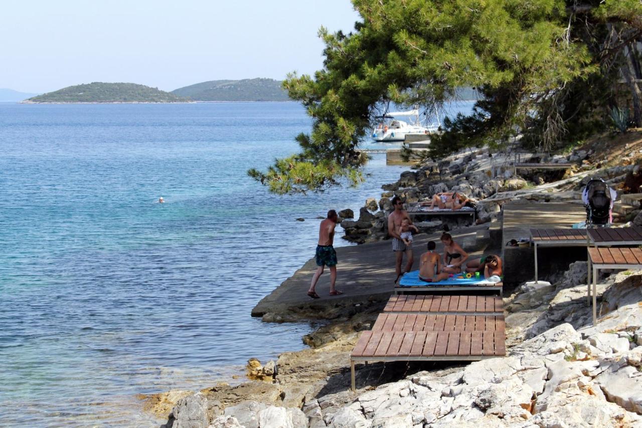 Apartments With A Parking Space Bozava, Dugi Otok - 8108 ภายนอก รูปภาพ